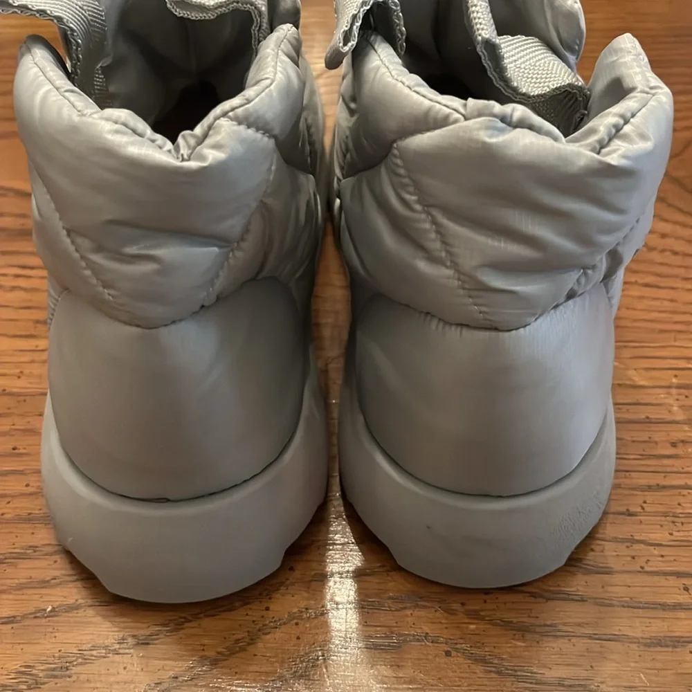 Piumestudio moon‎ boots, size 41